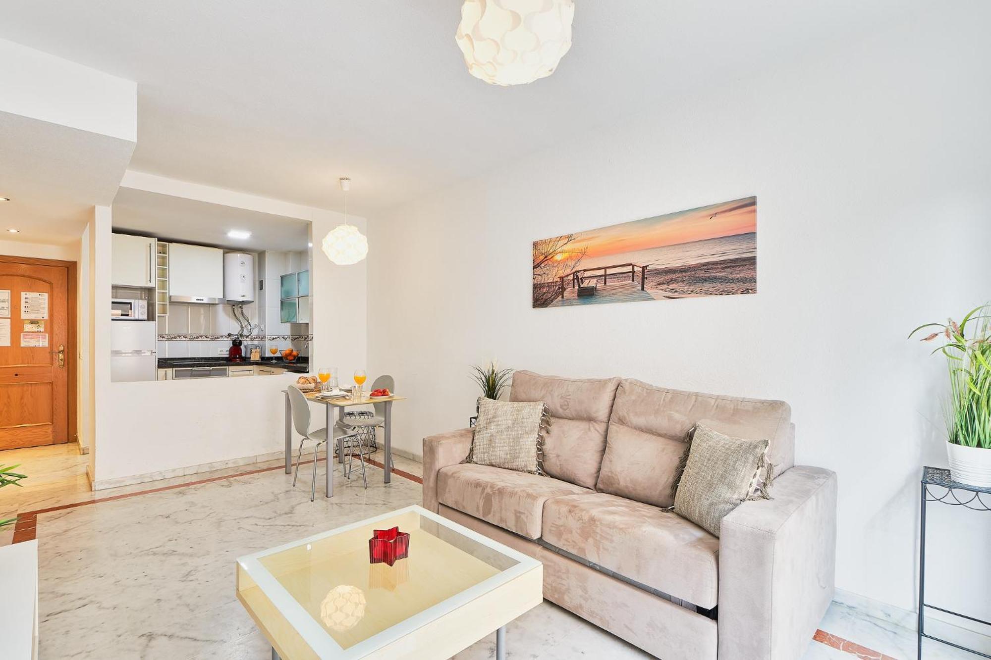 Mercy Beach Malaga Bagian luar foto