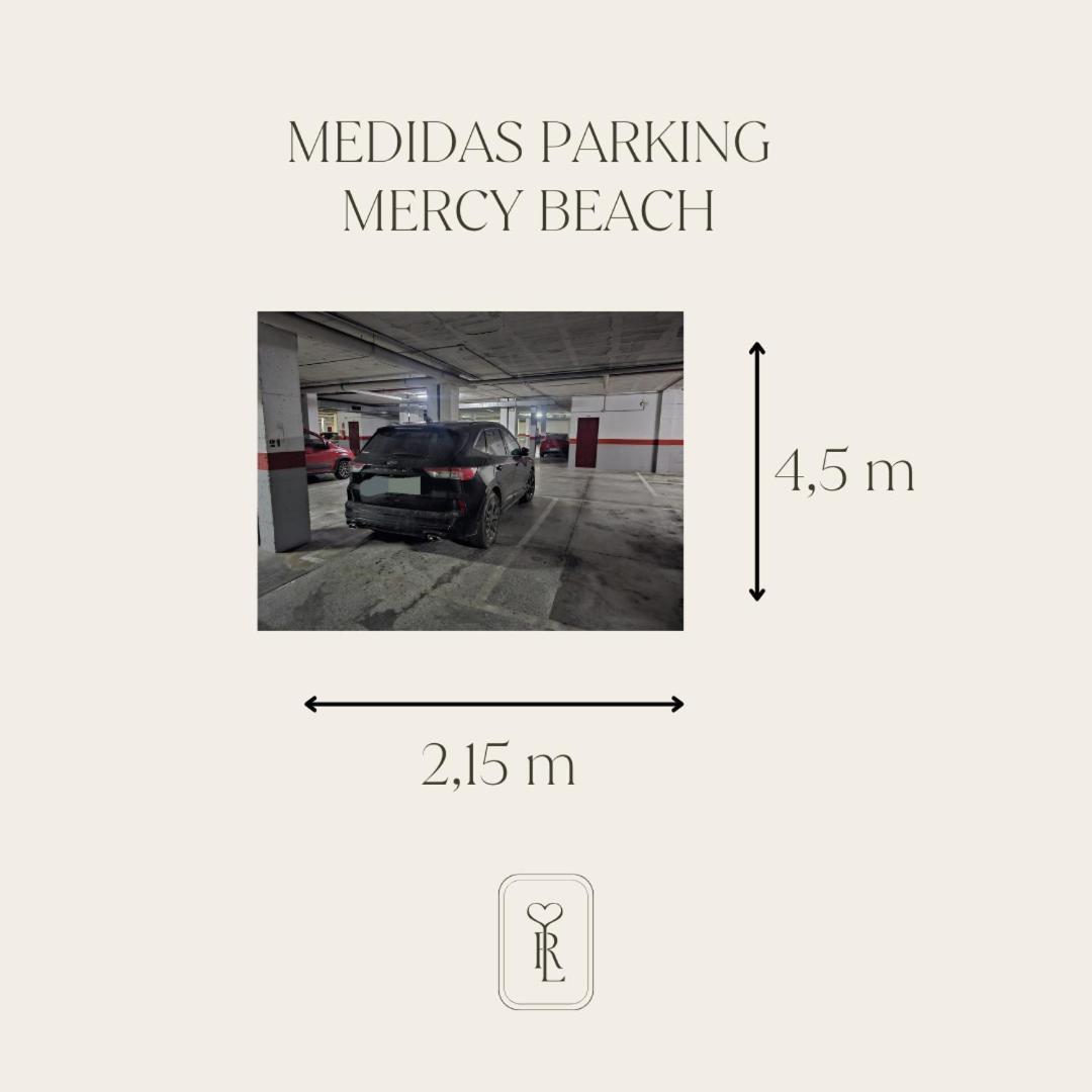 Mercy Beach Malaga Bagian luar foto